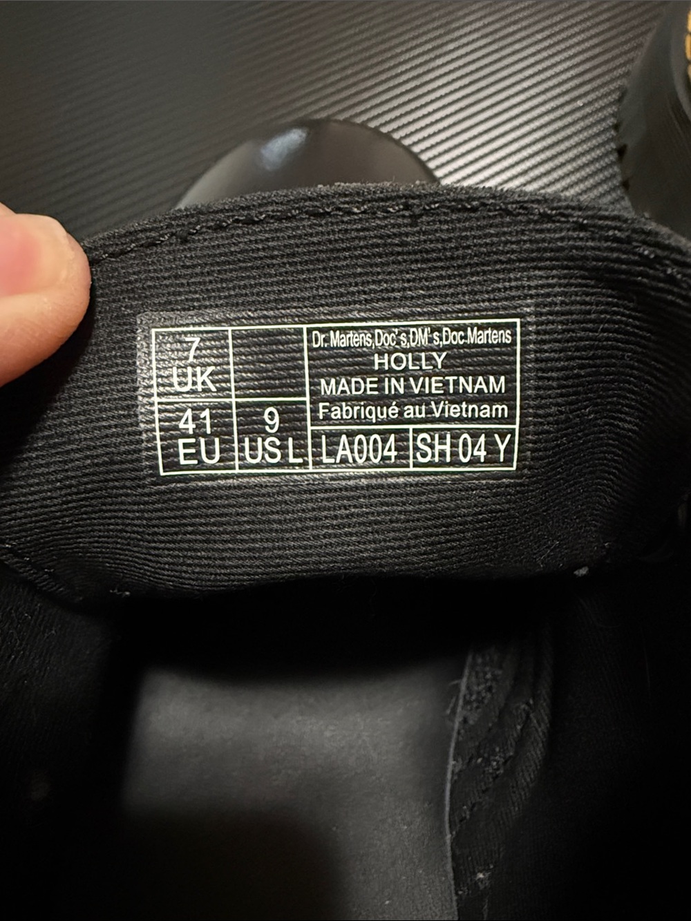 Dr. Martens Holly Black Leather Satin Ribbon 2-Eye Oxford Sz 9/w (runs large) - Picture 4 of 7